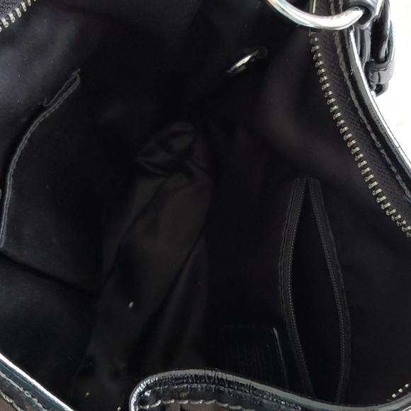 Coach Black Signature Jacquard Shoulder Bag - Picture 5 of 8